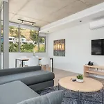 Luxury 2 Bedroom Mountain Views